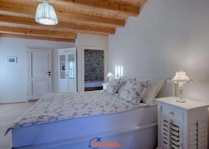 Schoene Steinvilla Mit Beheiztem Pool Und Sauna By Interhome 펜션 Gabonjin