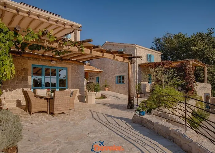 펜션 Schoene Steinvilla Mit Beheiztem Pool Und Sauna By Interhome *