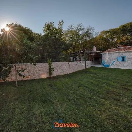 Holiday home Schoene Steinvilla Mit Beheiztem Pool Und Sauna By Interhome