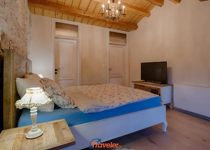 Schoene Steinvilla Mit Beheiztem Pool Und Sauna By Interhome