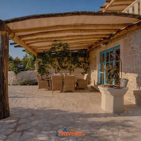 Schoene Steinvilla Mit Beheiztem Pool Und Sauna By Interhome *