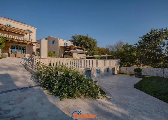 Schoene Steinvilla Mit Beheiztem Pool Und Sauna By Interhome *