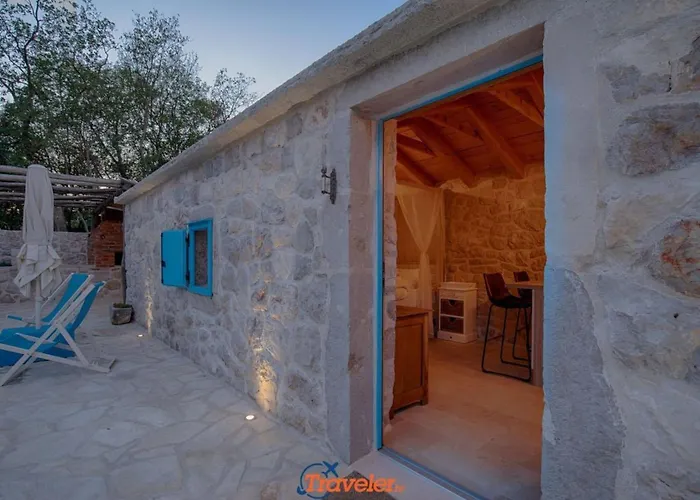 Schoene Steinvilla Mit Beheiztem Pool Und Sauna By Interhome Nyaraló Gabonjin